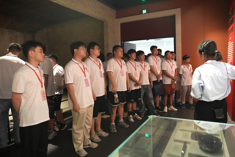 2024年7月25日，公司組織新入職員工到楊開慧紀念館接受愛國主義教育